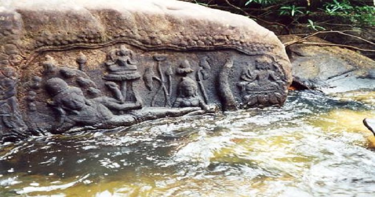 Banteay Srey - Kbal Spean Sightseeing 1/2 Day Trip