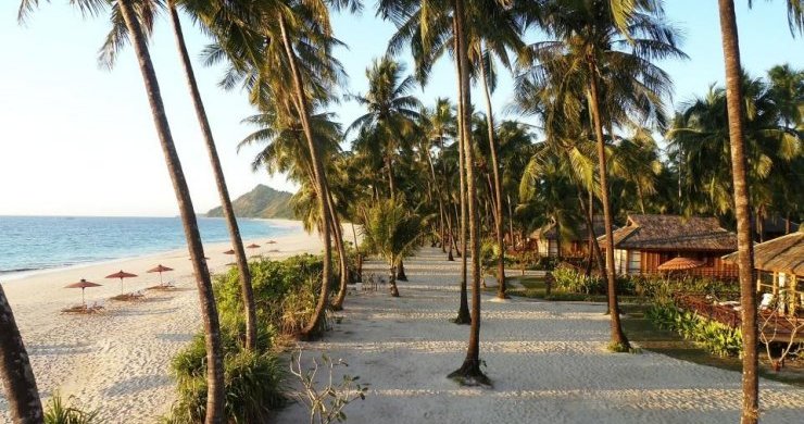 The Ayerawaddy River On Cruise And Beach Break 13 Days