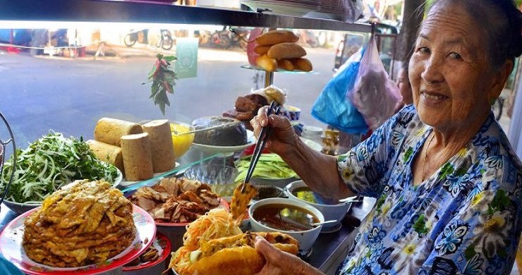 Hoi An Night Food Cycling