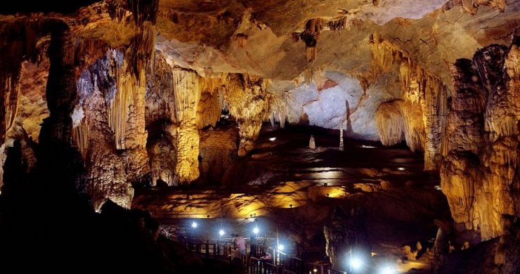 Hue - Phong Nha Cave Day Trip