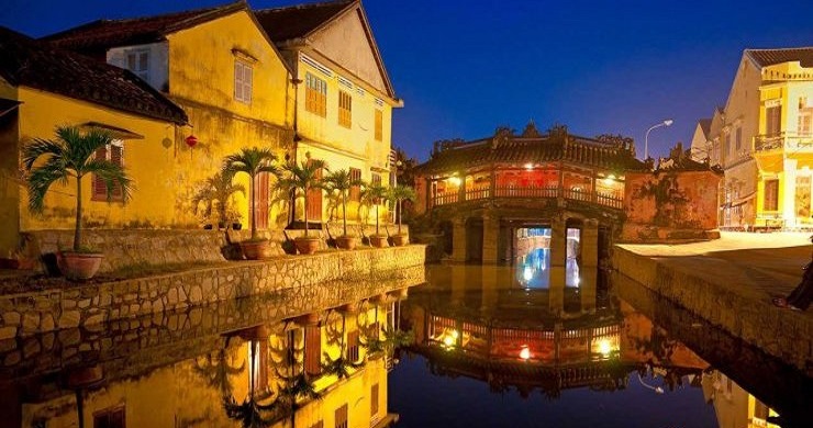 A Glimpse Of Hue and Hoi An 4 Days